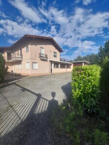 Bifamigliare con laboratorio in Baveno Via Giacomo Quaranta 14